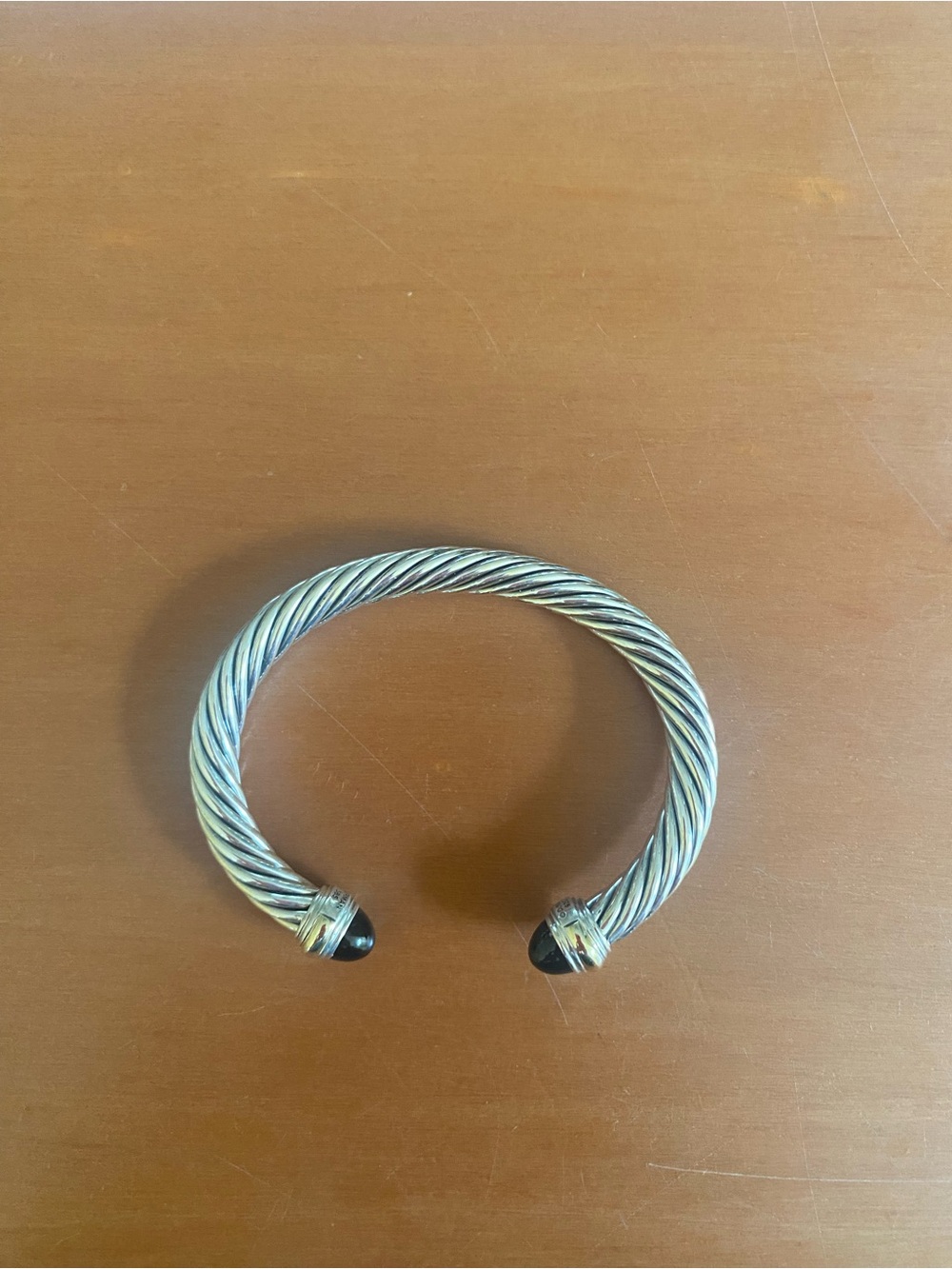 David Yurman cable classic bracelet. 7mm. Onyx stones. Stunning…